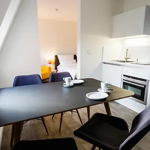 https://apartmenthaus-konigsallee.com-bavaria.com